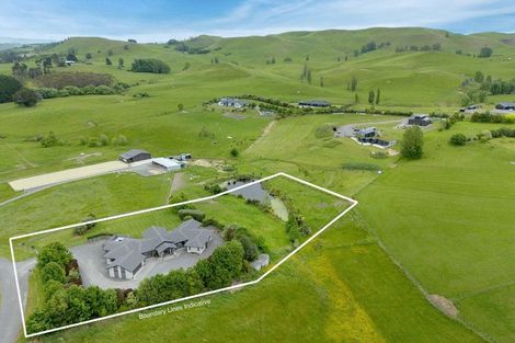 Photo of property in 19 Jg Wilson Drive, Waipukurau, 4281