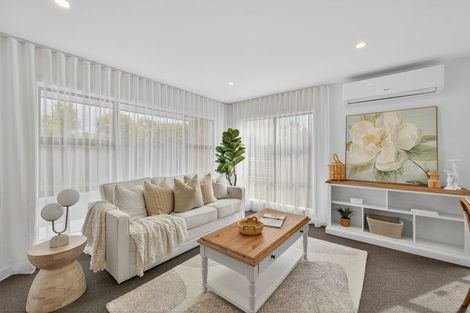 Photo of property in 75 Englefield Road, Northwood, Christchurch, 8051