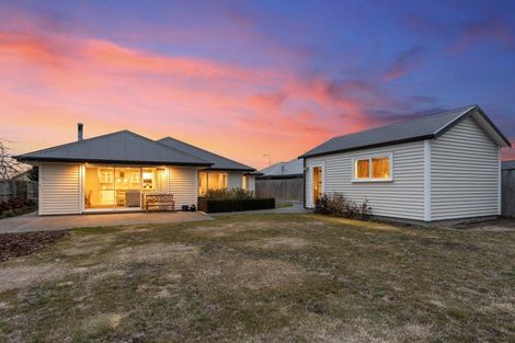 Photo of property in 49 Willowside Place, Amberley, 7410