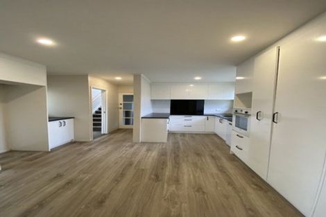 Photo of property in 1/17 Otakau Road, Milford, Auckland, 0620