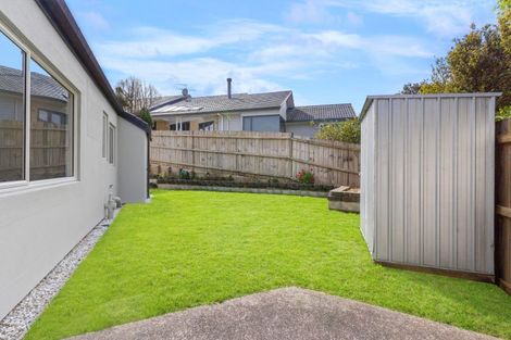 Photo of property in 2/12 Vireya Court, Goodwood Heights, Auckland, 2105