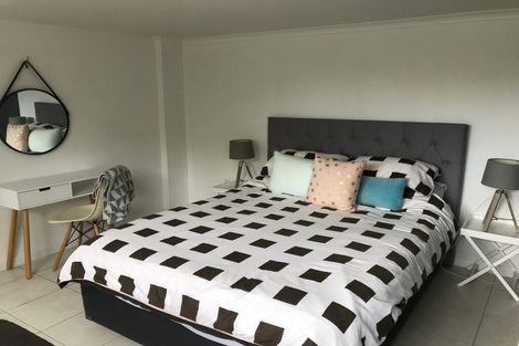 Photo of property in 18 Emily Place, Bellevue, Tauranga, 3110