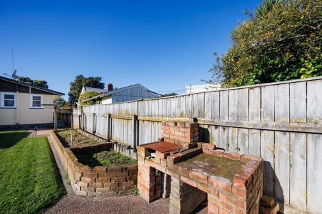 Photo of property in 1/106 Linton Street, West End, Palmerston North, 4410