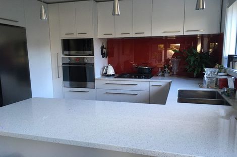 Photo of property in 52 Crofton Road, Harewood, Christchurch, 8051