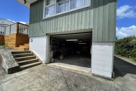 Photo of property in 10 Hinau Street, New Lynn, Auckland, 0600