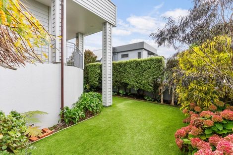 Photo of property in 1/3 Katui Street, Castor Bay, Auckland, 0620