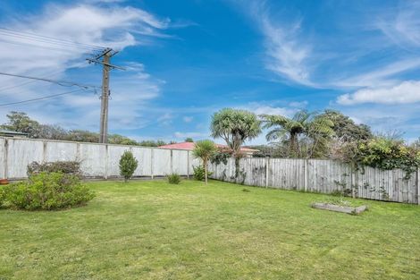 Photo of property in 46 Kaitawa Crescent, Paraparaumu, 5032