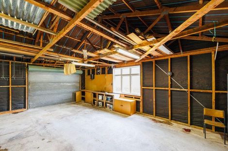 Photo of property in 56 Ongo Road, Hunterville, 4730