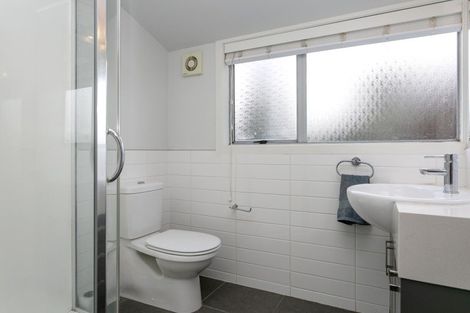 Photo of property in 300 Lake Terrace, Two Mile Bay, Taupo, 3330