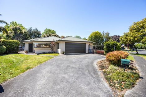 Photo of property in 28 Bouverie Crescent, Flagstaff, Hamilton, 3210