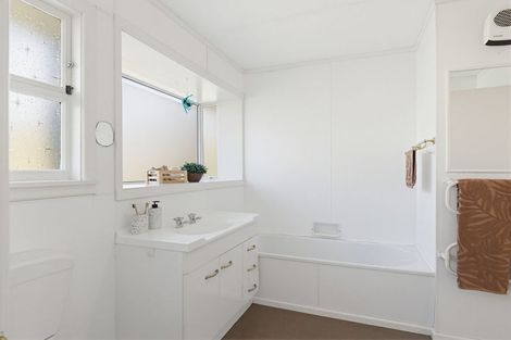 Photo of property in 187 Maidstone Road, Avonhead, Christchurch, 8042