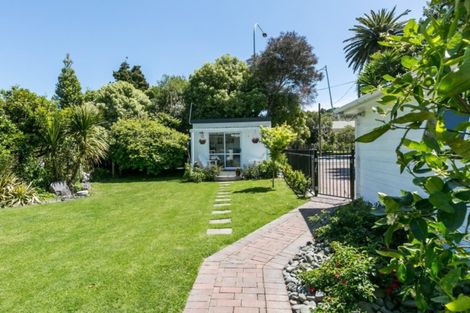 Photo of property in 7 Church Road, Taradale, Napier, 4112