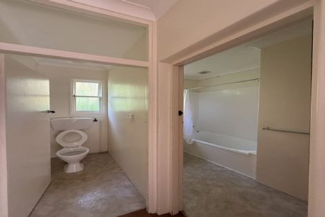 Photo of property in 90 Donald Street, Karori, Wellington, 6012