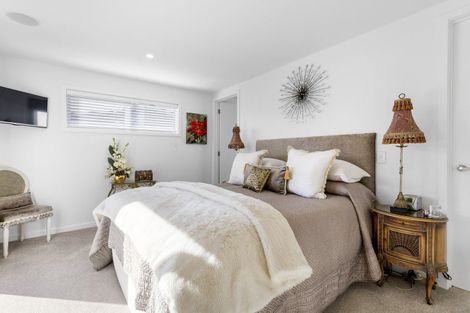 Photo of property in 28 Victoria Street, Richmond Heights, Taupo, 3330