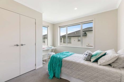 Photo of property in 17 Akeake Lane, Manurewa, Auckland, 2102