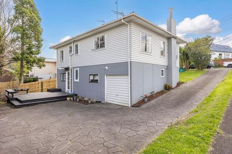 Photo of property in 21 View Road, Glenfield, Auckland, 0627