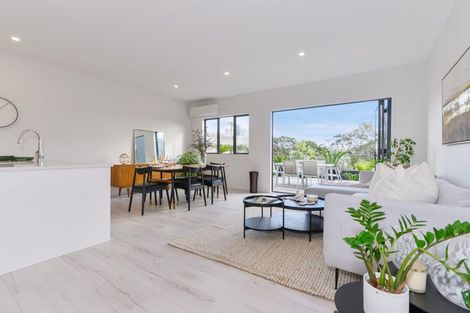 Photo of property in 19b Tawa Road, Te Atatu Peninsula, Auckland, 0610