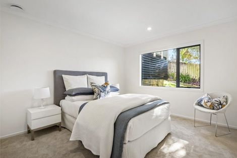 Photo of property in 14 Durbin Court, Greenhithe, Auckland, 0632