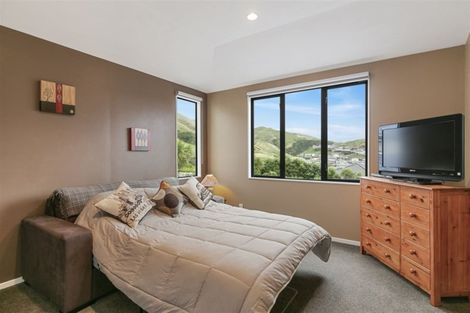 Photo of property in 9 Neston Grove, Churton Park, Wellington, 6037