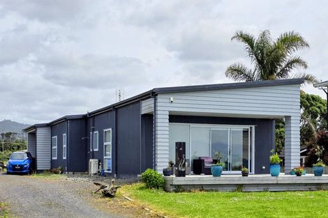 Photo of property in 877 East Coast Road, Kaiaua, Pokeno, 2473