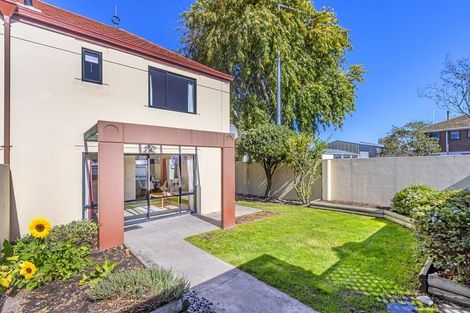 Photo of property in 42 Stanmore Road, Phillipstown, Christchurch, 8011