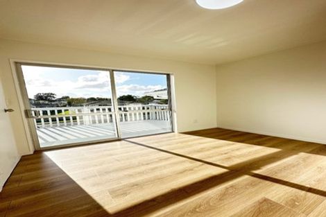Photo of property in 126 Hillcrest Road, Papatoetoe, Auckland, 2025