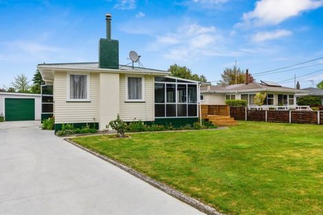 Photo of property in 24 Martin Street, Utuhina, Rotorua, 3015