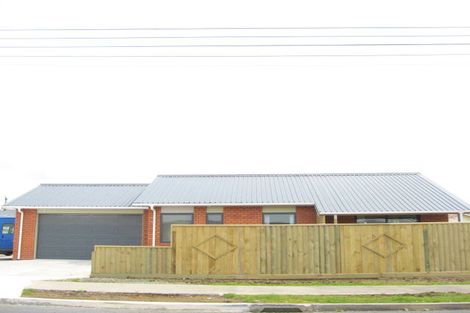 Photo of property in 6 Standish Street, Inglewood, 4330