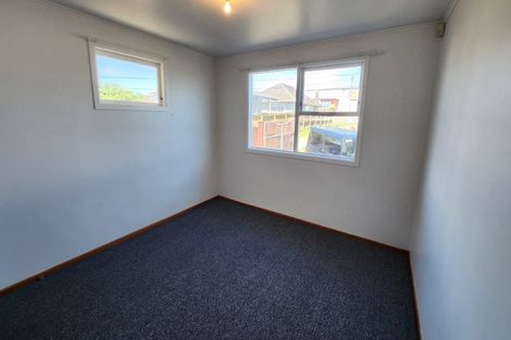 Photo of property in 105 Tidal Road, Mangere, Auckland, 2022