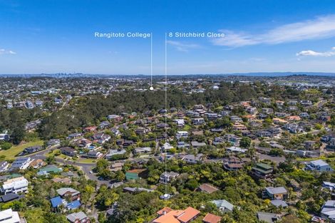 Photo of property in 8 Stitchbird Close, Murrays Bay, Auckland, 0630