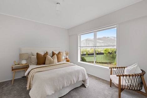 Photo of property in 1/242 Onewa Road, Birkenhead, Auckland, 0626