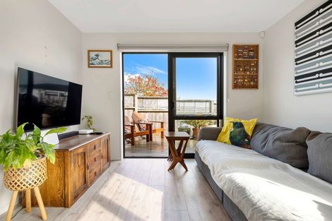 Photo of property in 76 Accolage Boulevard, Kumeu, 0810