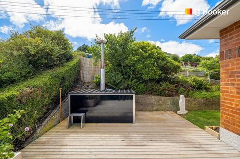 Photo of property in 8 Salmond Street, Halfway Bush, Dunedin, 9010