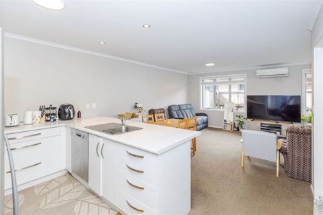 Photo of property in 27u9 Jones Crescent, Melville, Hamilton, 3206