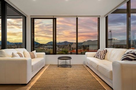 Photo of property in 2 Mccaw Mews, Wanaka, 9305