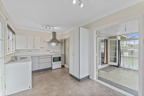 Photo of property in 605 Queen Street East, Levin, 5510