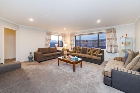 Photo of property in 7 Cyprus Place, Fitzherbert, Palmerston North, 4410
