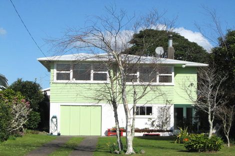 Photo of property in 9 Massey Street, Westown, New Plymouth, 4310