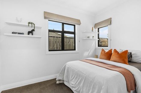 Photo of property in 10 Tarawera Road, Johnsonville, Wellington, 6037