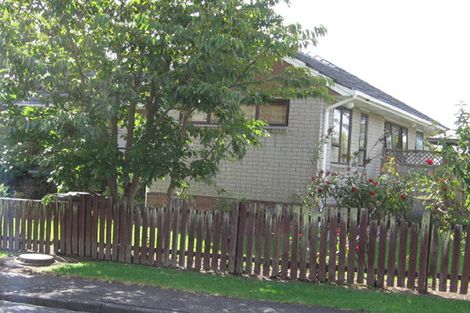Photo of property in 2 Shamrock Lane, Te Atatu Peninsula, Auckland, 0610
