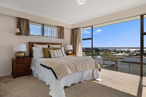 Photo of property in 21 Tirinui Crest Road, Otumoetai, Tauranga, 3110