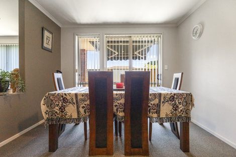 Photo of property in 99 Doncaster Drive, Papamoa Beach, Papamoa, 3118