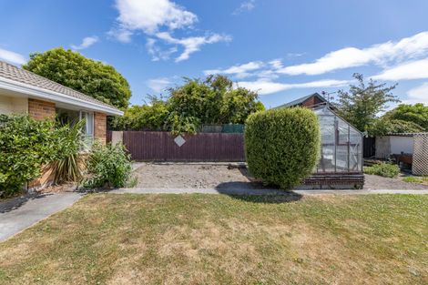 Photo of property in 1/8 Kyeburn Place, Avonhead, Christchurch, 8042