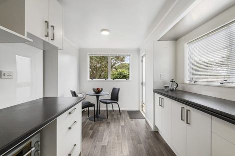 Photo of property in 1/21 Bonito Place, Bayview, Auckland, 0629