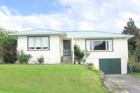 Photo of property in 18 Kereru Street, Henderson, Auckland, 0612