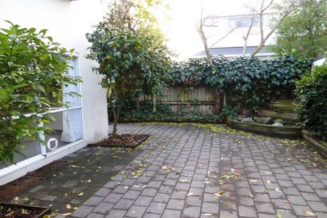 Photo of property in 30 Coles Place, St Albans, Christchurch, 8014
