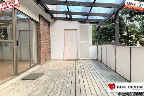 Photo of property in 1/2 Halberg Street, Glenfield, Auckland, 0629