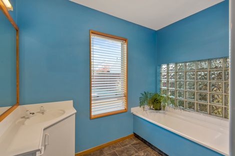 Photo of property in 25a Ravenna Street, Avonhead, Christchurch, 8042