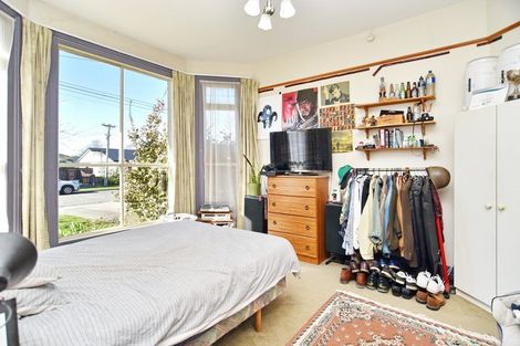Photo of property in 137 Geraldine Street, Edgeware, Christchurch, 8013