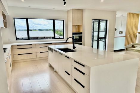 Photo of property in 34c Esmonde Road, Takapuna, Auckland, 0622